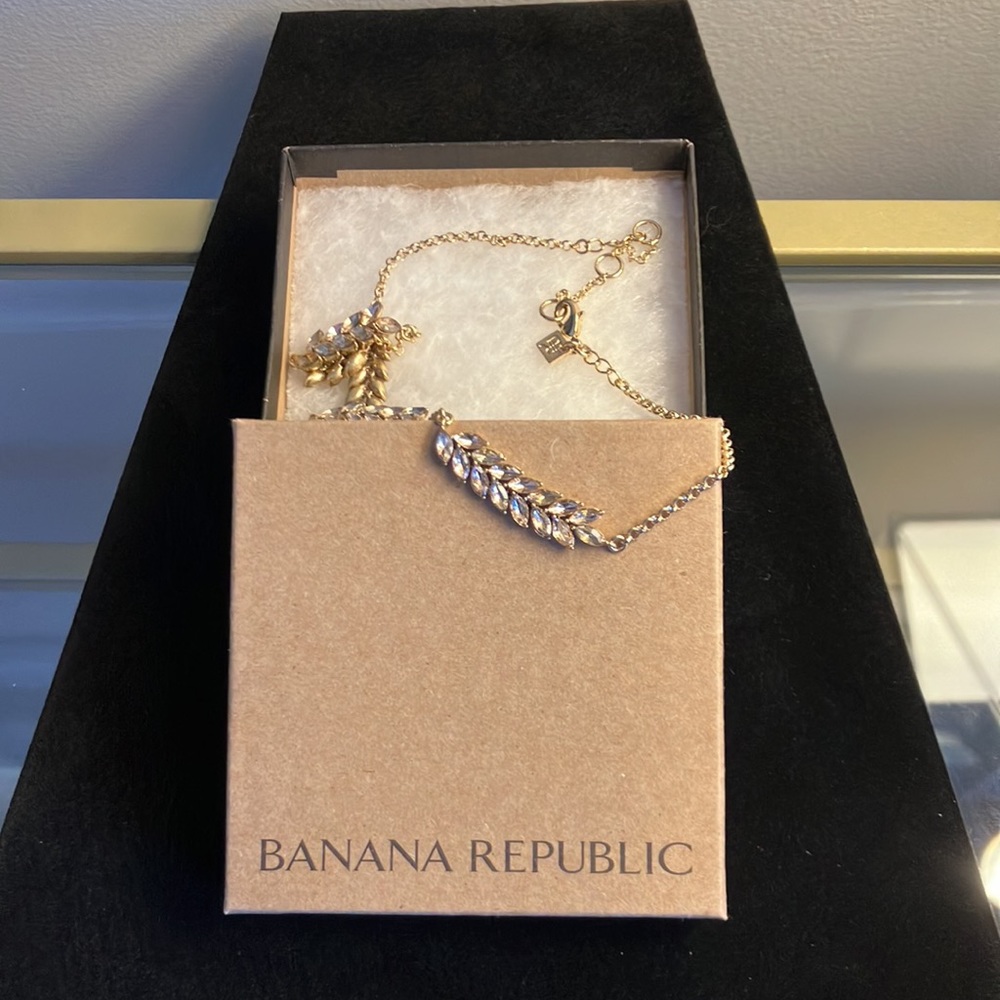 Banana Republic Necklace and Earring (NWT) Set | Includes 2 BR Gift Boxes